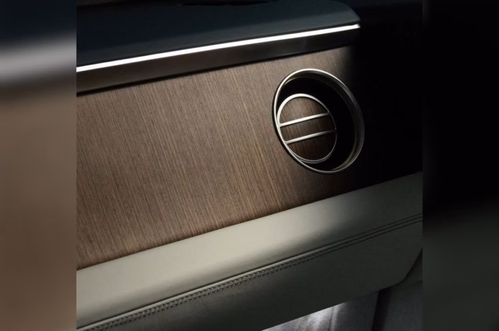 Bentley Torcal Interior Teased: Why Physical Buttons Are the Real Headline, Not the Screens 4 Bentley Torcal EV interior teased ahead of September 23 reveal